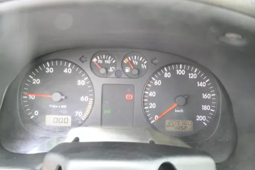 Seat Arosa Tacho Tachometer Kombiinstrument 209.000km 6H0919860 Benzin 1,0 50PS (178682)