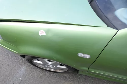 VW Polo 6N2 Kotflügel vorne links grün LA6M (bis auf den Schweller) (178738)