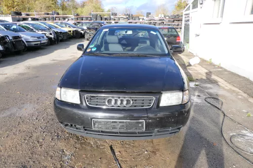 Audi A3 8L Stoßstange Frontstoßstange vorne schwarz LY9B mit Grill (178796)