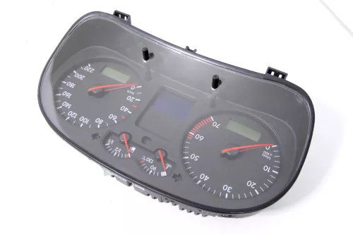 VW Golf 4 Tacho Tachometer Kombiinstrument 284.000km 1J0920826 1,4 16V 75PS 55kw (178897)