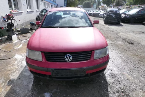 VW Passat 3B Motorhaube Klappe vorne vorn Haube rot LY3D (178905)
