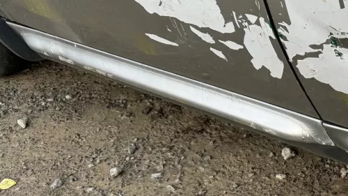 A6 4B 4Z Allroad NUR Zierleiste Leiste Abdeckung Tür vorne links unten -Delle