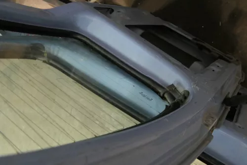 VW Caddy 9K Seat Inca Tür hinten rechts Heckklappe Hecktür blau + Scheibe (179279)