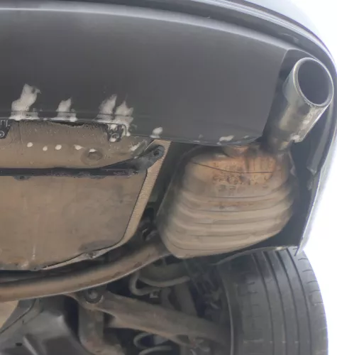 1x Audi A4 8K Auspuff Endschalldämpfer rechts hinten Benziner  (179362)