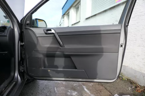 1x VW Polo 9N Türverkleidung Verkleidung Tür vorne rechts 2/3-Türer Griff Öffner (179421)