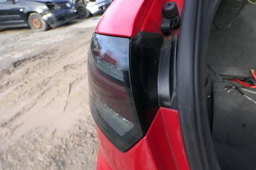 Audi A3 8P Stoßstange Stoßfänger hinten 4/5-Türer rot LY3J - Doppelrohr (179494)
