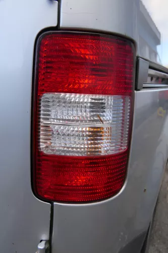 VW Caddy 2K original Rücklicht Rückleuchte Heckleuchte hinten rechts FLÜGELTÜR (179705)