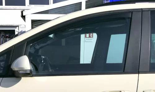 Sharan 7N vorne links Fenster Scheibe in Tür Fensterscheibe 7N0845201 (179808)