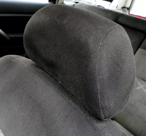 1x Golf 4 Bora Passat 3B 3BG Kopfstütze vorne vorn schwarz (179888)