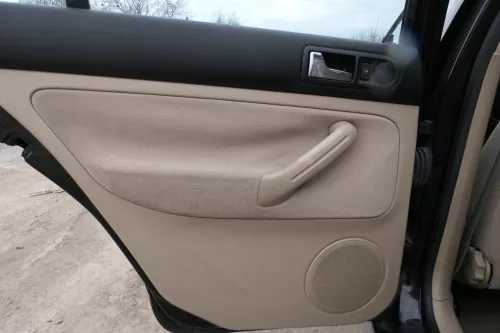1x VW Golf 4 1J Kombi Türverkleidung Verkleidung Tür hinten links hellbeige Grif (179985)