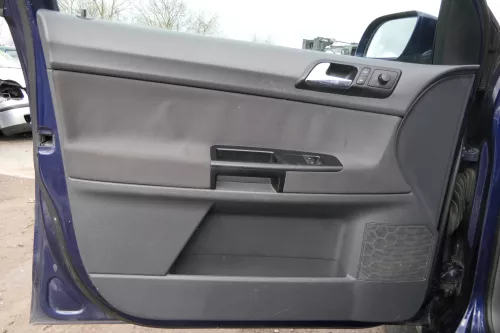 1x VW Polo 9N 9N3 Türverkleidung Verkleidung Tür vorne links  4/5-Türer dunkel