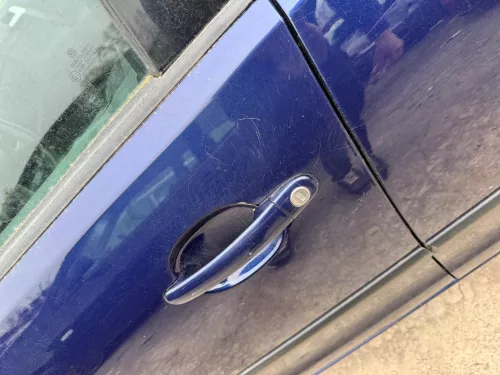 VW Polo 9N 9N3 Tür vorne links Fahrertür 4/5-Türer blau LB5N ohneAnbauteile (180031)