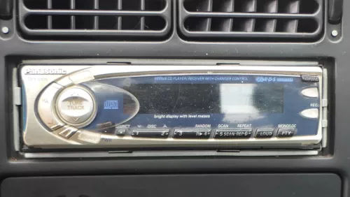 VW Golf 4 Bora Radio CD Player Panasonic DFX 100N 40Wx4 Receiver Changer RDS