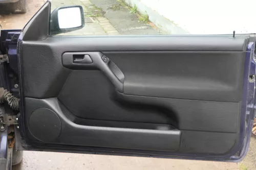 Golf 4 3 1E Cabrio 1E Türverkleidung Verkleidung Tür vorne rechts schwarz (180223)