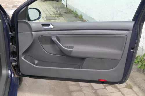 1x VW Golf 5 2/3-Türer Türverkleidung Verkleidung Tür vorne rechts