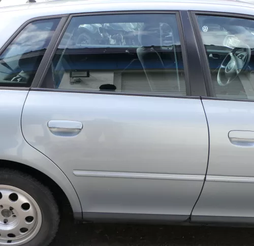 Audi A3 8L Tür Türblatt hinten rechts 4/5-Türer blau LY7R 