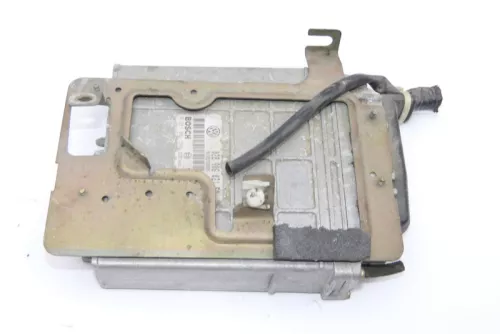 VW Golf 3 Vento Steuergerät 1,9 TDI 81kw 110PS AFN Motor 028906021FQ (180362)