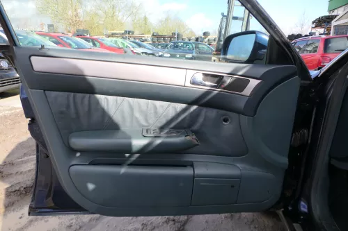 1x Audi A6 4B Türverkleidung Verkleidung Tür vorne links Leder lago grün- MÄNGEL (180531)