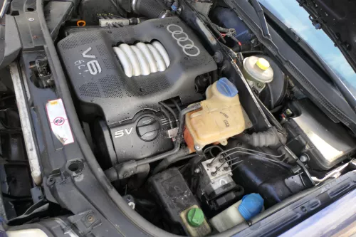 VW Passat 3b A4 B5 Kühlrohr Rohr Leitung 078121081J Wasserschlauch ACK ALG AQD (180541)