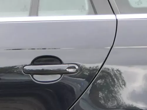 Golf 5 1K5 + Golf 6 AJ5 nur Kombi / Variant Tür hinten links schwarz LC9X- Delle (180577)