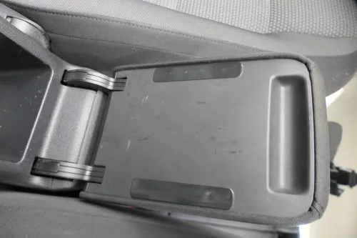 Golf 6 5K Mittelarmlehne Armlehne Lehne Mitte Original verschiebar zum nachrüst (180597)