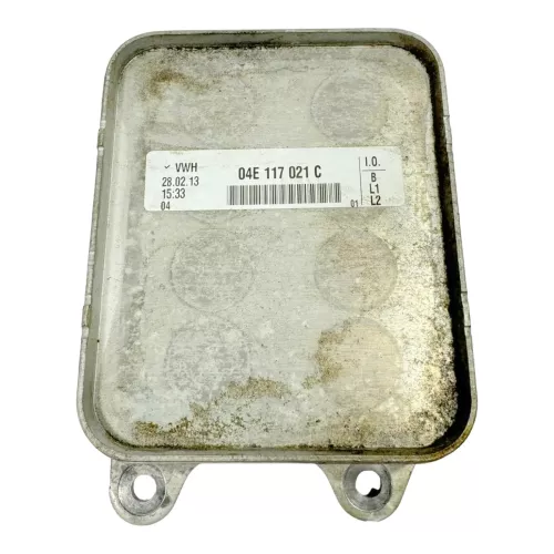 VW Passat Golf Ölkühler Halter 04E117021B 04E 117 021 K CPTA (180828)