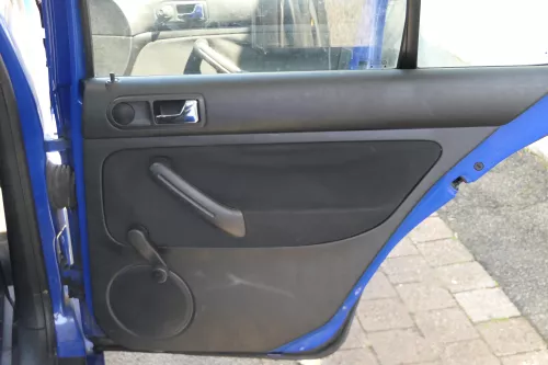 1x VW Golf 4 1J Limousine Türverkleidung Verkleidung Tür hinten rechts schwarz (180846)