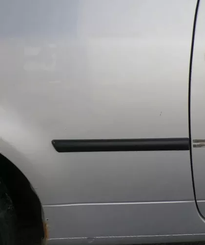 Lupo NUR Zierleiste Leiste Abdeckung Seite Seitenteil rechts hinten - schwarz