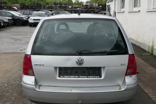 Golf 4 Bora Kombi Variant Heckklappe Klappe Scheibe silber LA7W ohneAnbau Dellen (180993)