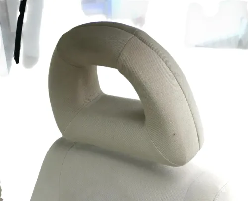 1x VW Golf 4 Bora Kopfstütze vorne oder hinten vorn beige besch Hellbeige