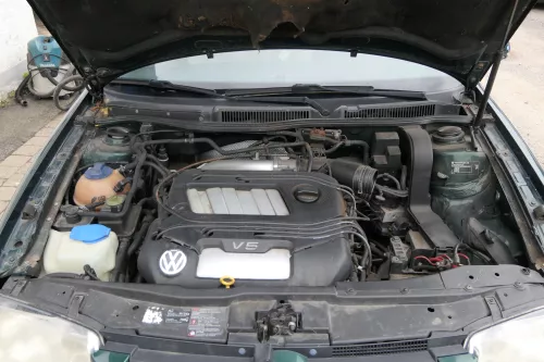 VW Bora Golf 4 Satz Zündkabel 2,3 V5 110kw 150PS (von Motor AGZ) Kabel Zündung (181063)