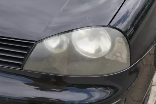 Seat Arosa 6H Stoßstange Frontstoßstange vorne schwarz L041 Facelift + Grill (181077)