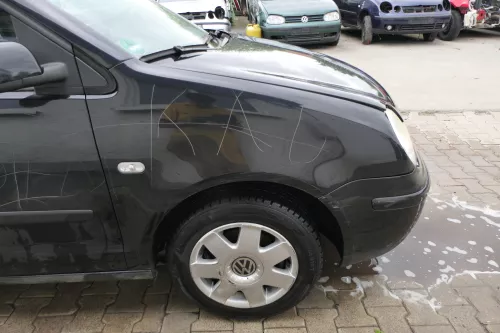 VW Polo 9N3 Kotflügel vorne rechts schwarz LC9Z