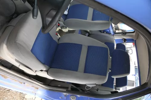 Arosa Lupo Sitz vorne links Fahrersitz Höhenverstellung grau blau