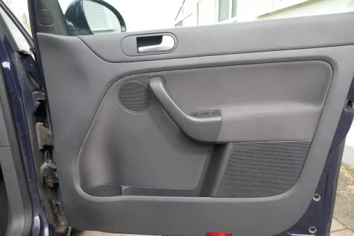 VW Golf Plus 5M 1x Türverkleidung Verkleidung Tür vorne rechts schwarz