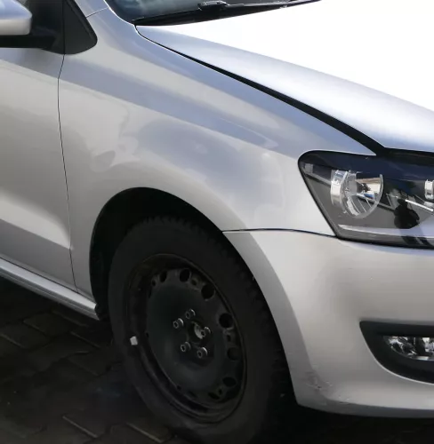 VW Polo 6R 6C Kotflügel vorne rechts silber LA7W (181234)