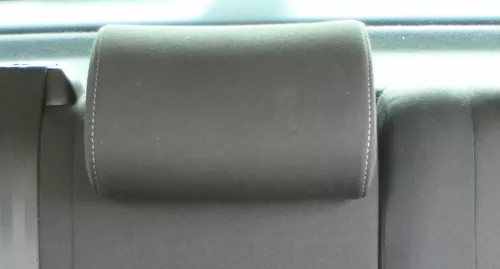 1x VW Polo 6R 6C Kopfstütze hinten in der Mitte schwarz titanschwarz (181255)