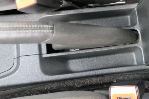 VW Polo 6R 6C Handbremse Feststellbremse Handbremshebel schwarz Leder schwarz (181264)
