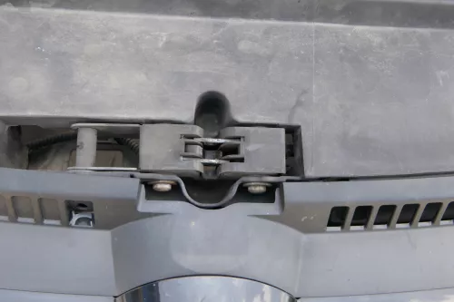 VW Golf Plus 5M Motorhaube Motorhaubenschloß Schloß Klappenschloß vorn