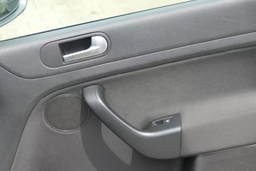 VW Golf Plus 5M 1x Türverkleidung Verkleidung Tür vorne rechts schwarz (181350)