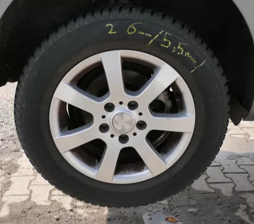 4x Golf 5 6 Alufelgen 195/65R15 91H Allwetterreifen Reifen 2x6mm KBA 47095  (181365)