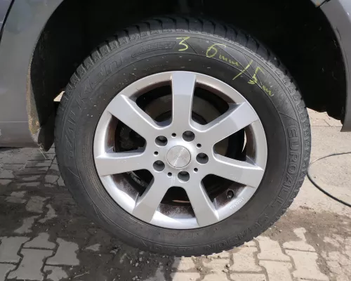 4x Golf 5 6 Alufelgen 195/65R15 91H Allwetterreifen Reifen 2x6mm KBA 47095  (181365)