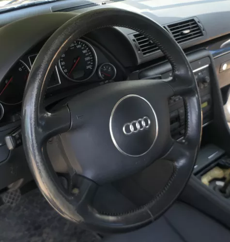 Audi A4 8E B6 B7 Lenkrad 4-Speichen 8E0419091BF Leder schwarz - OHNE Airbag