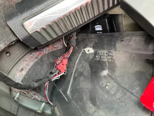 Audi A4 B6 8E feste starre Anhängerkupplung Anhängekupplung Kabelbaum (181508)