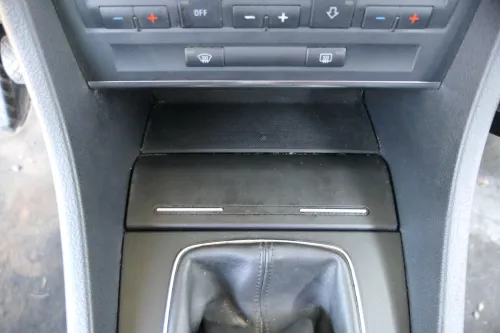 Audi A4 B6 8E Aschenbecher vorne 8E0857951H 4PK schwarz