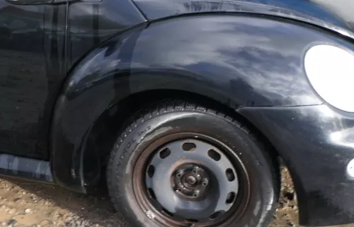 VW New Beetle 9C Kotflügel vorne rechts schwarz L041 1C0821104H (181845)