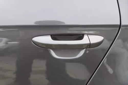 VW Passat 3C Kombi Variant Tür hinten links schwarz LC8Z -OHNE Anbauteile (181885)
