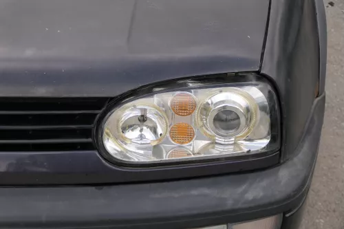 VW Golf 3 Grill Kühlergrill VW Zeichen Logo Grillleiste Leiste  (182147)