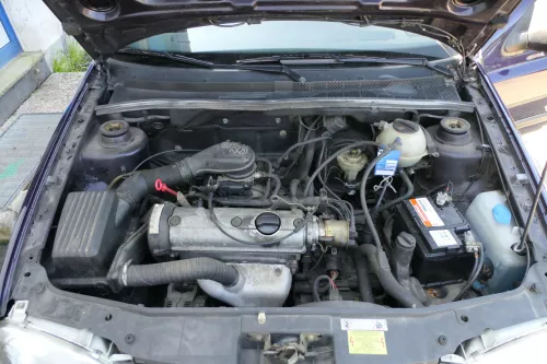 VW Golf 3 Motor mit Zylinderkopf 1,6 55kw 75PS AEA Motor 183.000km-OHNE Anbautei