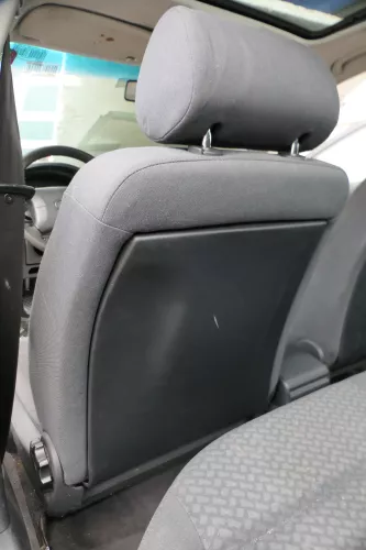 Audi A4 B5 Sitz Fahrersitz vorne links höhenverstellbar  (182208)